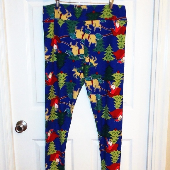 💥SALE💥 LULAROE T&C 2 REINDEER CHRISTMAS LEGGINGS - Picture 1 of 8